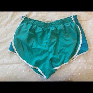 Marika Tek Shorts | Size Medium